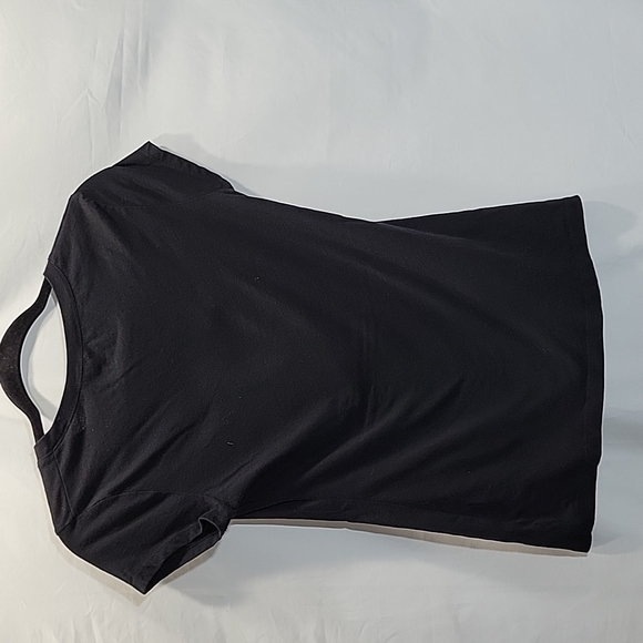 5/$15 Disney Little Mermaid Junior Medium tshirt 7-9 M - Picture 4 of 4